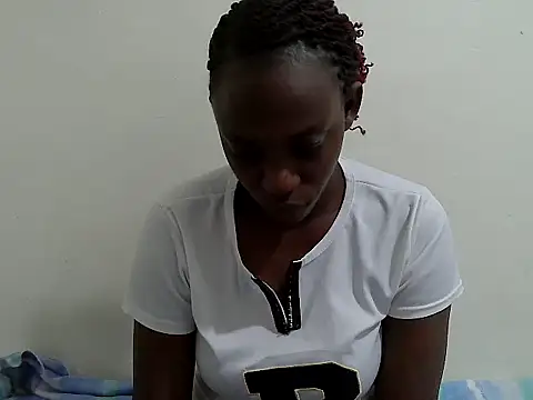 Snapshot of lizbela1 chatting on 05/22/26, 04:21 lizbela1 online show from 05/22/26, 04:21