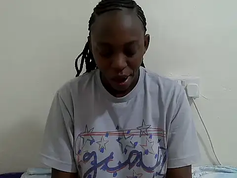 Snapshot of lizbela1 chatting on 09/29/25, 09:05 lizbela1 online show from 09/29/25, 09:05