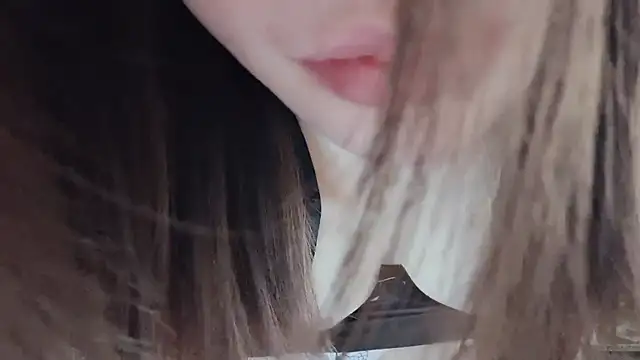 lvy-w online show from 03/02/25, 02:04