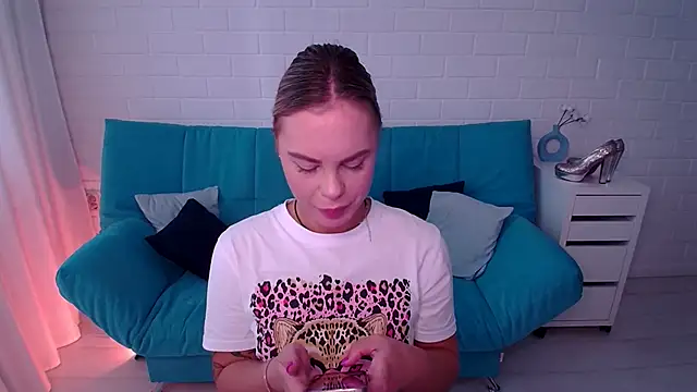 RikaRaily online show from 09/14/25, 06:03