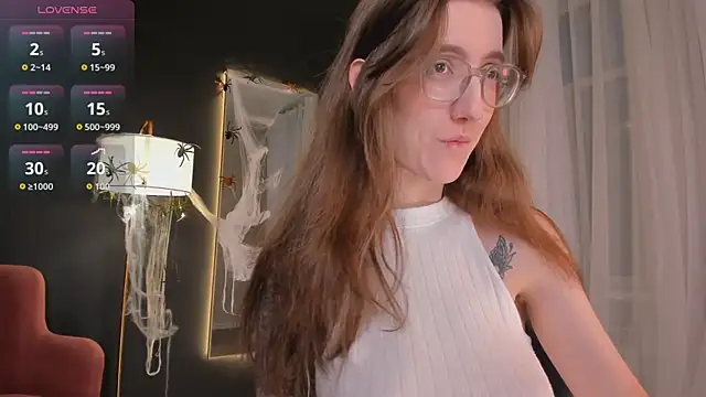 Lola Missy online show from 11/08/25, 05:11