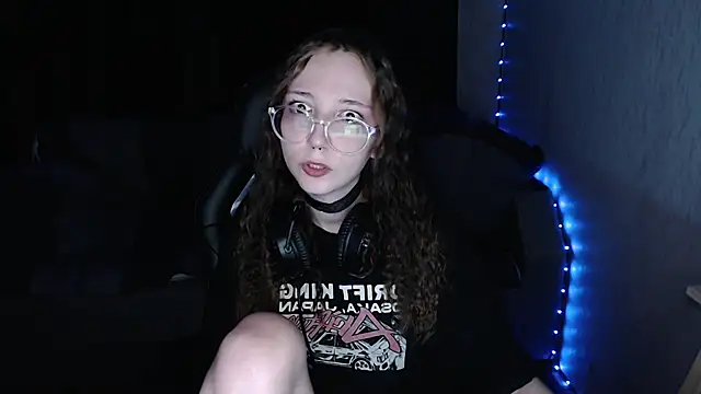 Snapshot of AmeliaKamishiro chatting on 10/07/25, 08:10 AmeliaKamishiro online show from 10/07/25, 08:10