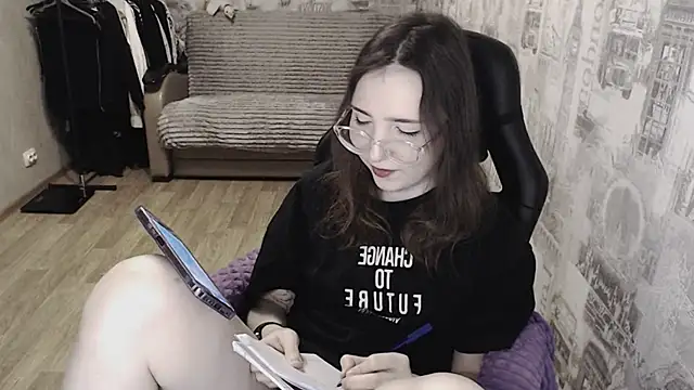 Snapshot of AmeliaKamishiro chatting on 02/11/25, 11:01 AmeliaKamishiro online show from 02/11/25, 11:01