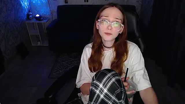 AmeliaKamishiro online show from 06/23/26, 01:14