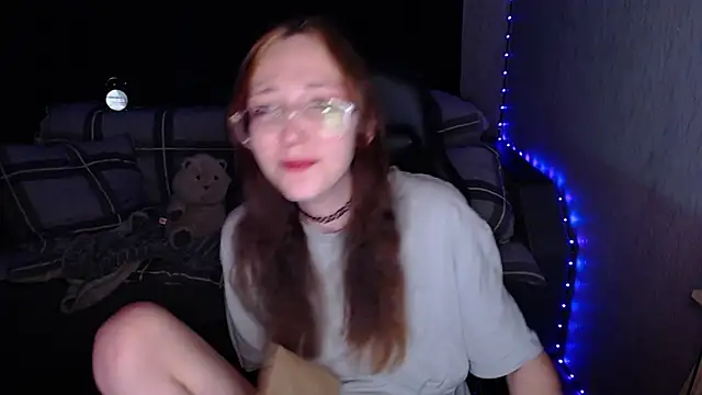 Snapshot of AmeliaKamishiro chatting on 10/15/25, 09:01 AmeliaKamishiro online show from 10/15/25, 09:01