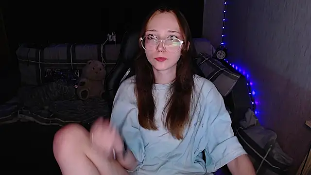 Snapshot of AmeliaKamishiro chatting on 10/17/25, 10:11 AmeliaKamishiro online show from 10/17/25, 10:11