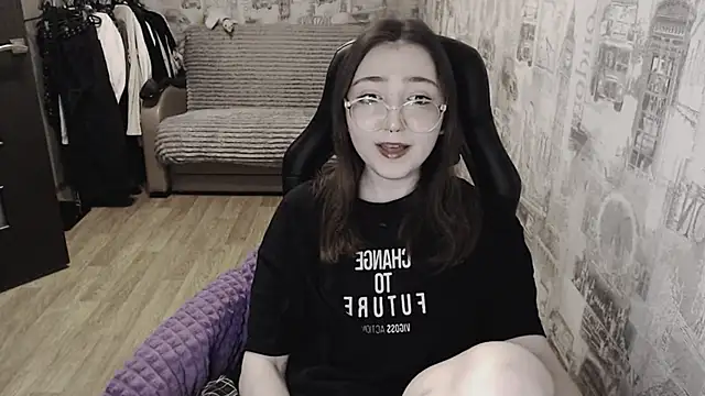 Snapshot of AmeliaKamishiro chatting on 02/14/25, 07:54 AmeliaKamishiro online show from 02/14/25, 07:54