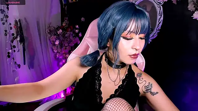 kitty roxy online show from 03/17/26, 06:38