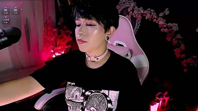 Snapshot of kitty_roxy chatting on 07/16/26, 05:37 kitty roxy online show from 07/16/26, 05:37