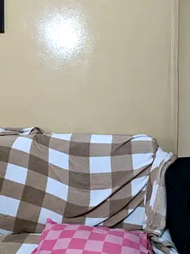 Snapshot of Malaika_Nkosi chatting on 12/03/25, 12:04 Malaika Nkosi online show from 12/03/25, 12:04