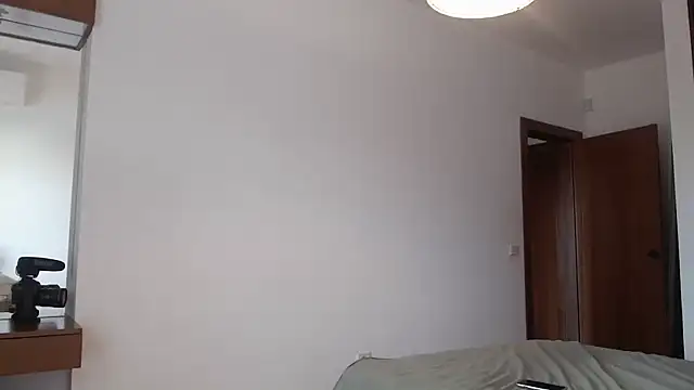 Snapshot of SexyandMarried1 chatting on 10/30/25, 10:35 SexyandMarried1 online show from 10/30/25, 10:35