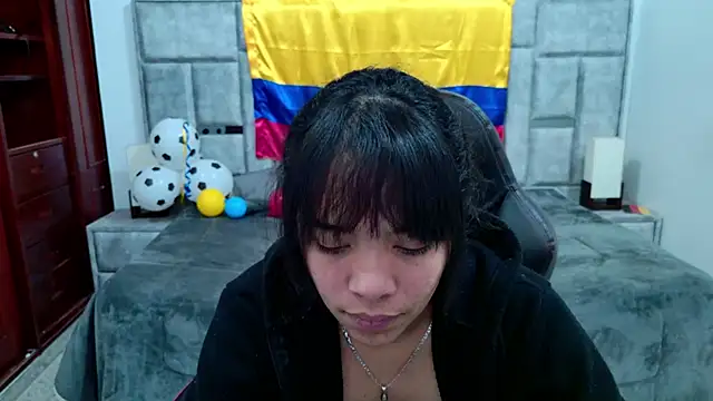 Snapshot of laureentt_ chatting on 07/06/26, 03:13 laureentt online show from 07/06/26, 03:13