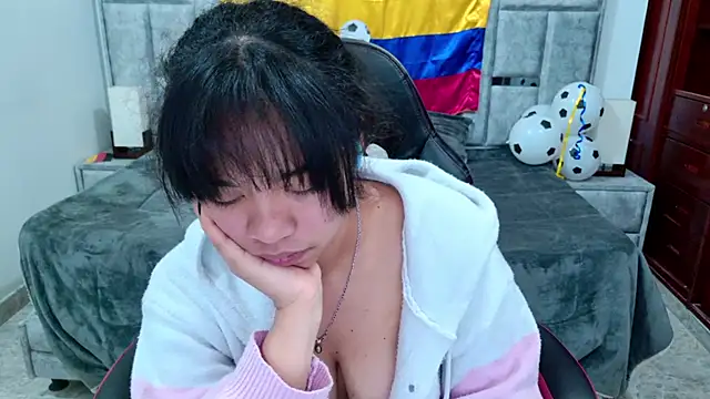 Snapshot of laureentt_ chatting on 07/04/26, 03:13 laureentt online show from 07/04/26, 03:13
