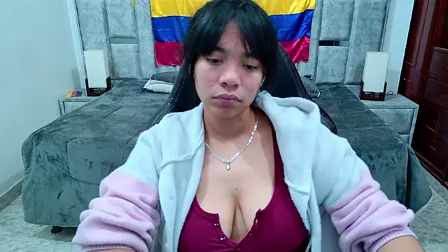 Snapshot of laureentt_ chatting on 07/02/26, 03:23 laureentt online show from 07/02/26, 03:23