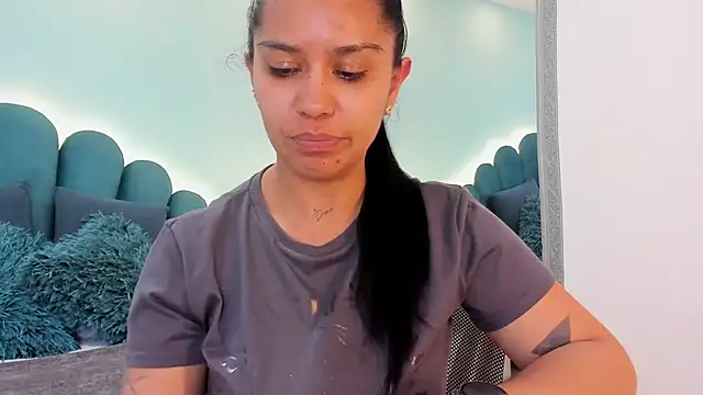 sharlott18 online show from 04/09/26, 07:42