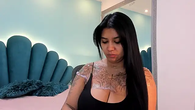 sharlott18 online show from 01/09/26, 11:39