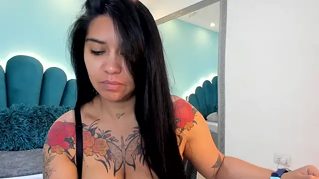 sharlott18 online show from 02/24/26, 03:02