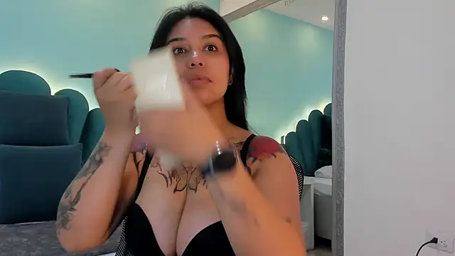 sharlott18 online show from 03/10/26, 03:16