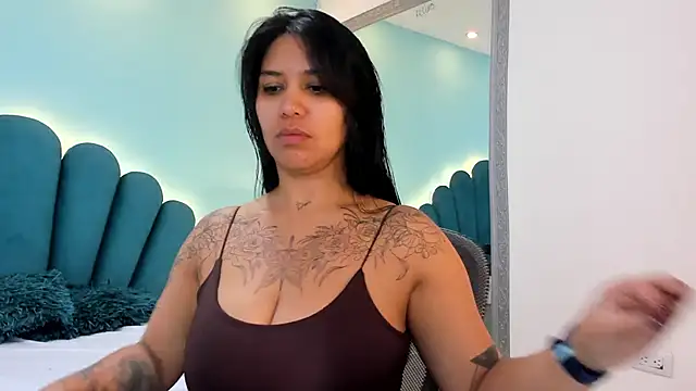 sharlott18 online show from 01/14/26, 12:53