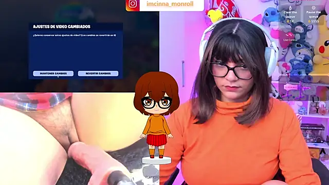 cinna monroll online show from 11/18/25, 03:04