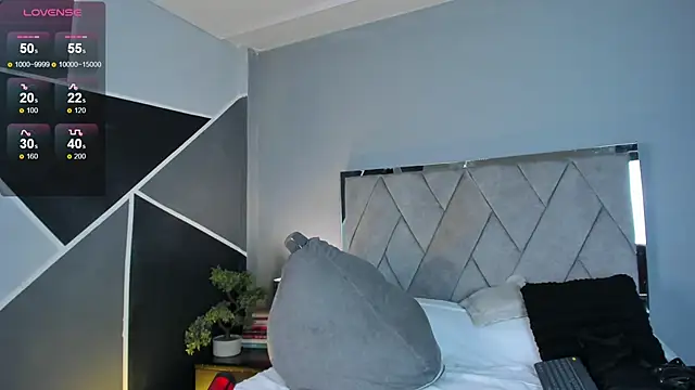 Snapshot of Markbrown chatting on 09/27/25, 07:42 Markbrown online show from 09/27/25, 07:42