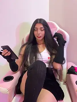 Felicia smok3 online show from 04/10/26, 02:40