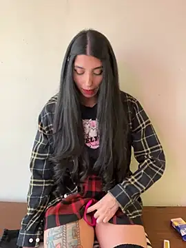 Snapshot of Felicia_smok3 chatting on 03/16/25, 11:16 Felicia smok3 online show from 03/16/25, 11:16