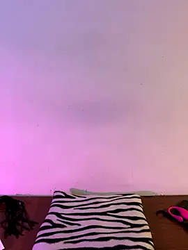 Snapshot of Felicia_smok3 chatting on 11/01/25, 02:51 Felicia smok3 online show from 11/01/25, 02:51