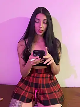 Snapshot of Felicia_smok3 chatting on 03/22/25, 04:24 Felicia smok3 online show from 03/22/25, 04:24