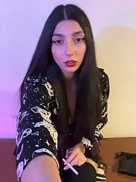 Snapshot of Felicia_smok3 chatting on 10/09/25, 12:55 Felicia smok3 online show from 10/09/25, 12:55