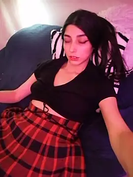 Snapshot of Felicia_smok3 chatting on 12/10/24, 04:17 Felicia smok3 online show from 12/10/24, 04:17