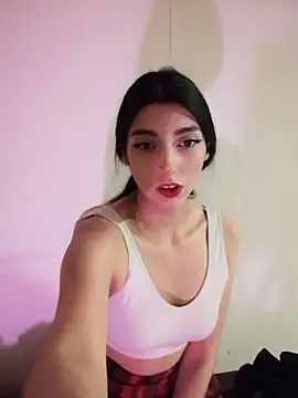 Snapshot of Felicia_smok3 chatting on 12/14/24, 12:33 Felicia smok3 online show from 12/14/24, 12:33