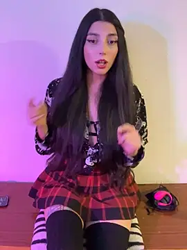 Snapshot of Felicia_smok3 chatting on 10/12/25, 03:08 Felicia smok3 online show from 10/12/25, 03:08