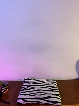 Snapshot of Felicia_smok3 chatting on 10/07/25, 02:45 Felicia smok3 online show from 10/07/25, 02:45