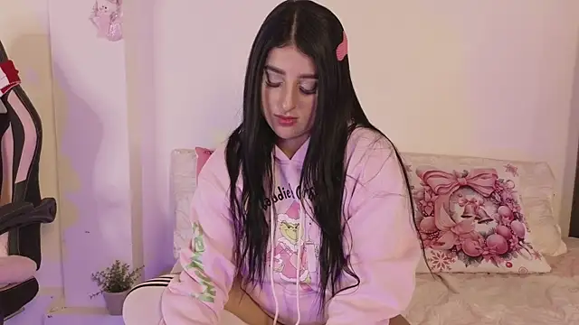  Linoshka 1 online show from 12/18/25, 09:07