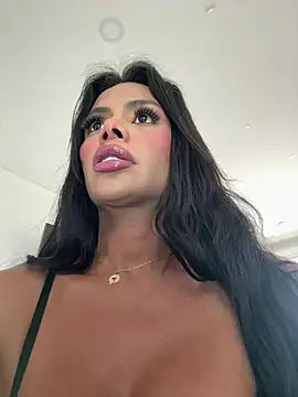 HOT LADY 777 online show from 03/18/26, 08:21