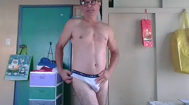 Snapshot of kavir-sebastien chatting on 03/18/25, 02:06 kavir-sebastien online show from 03/18/25, 02:06