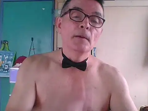 Snapshot of kavir-sebastien chatting on 10/13/25, 07:26 kavir-sebastien online show from 10/13/25, 07:26