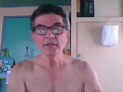 Snapshot of kavir-sebastien chatting on 09/30/25, 02:23 kavir-sebastien online show from 09/30/25, 02:23