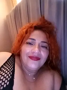 Snapshot of MariaJoseBarraza chatting on 10/09/25, 09:15 MariaJoseBarraza online show from 10/09/25, 09:15