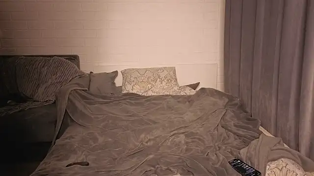 Snapshot of Ashley-Urban chatting on 01/15/26, 04:27 Ashley-Urban online show from 01/15/26, 04:27