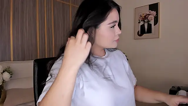 IsabellaAllen online show from 04/16/26, 01:28