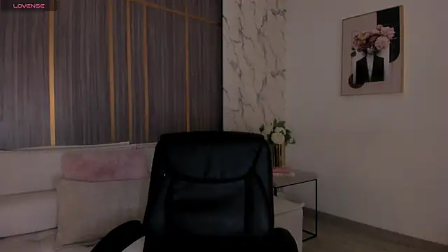 IsabellaAllen online show from 06/16/26, 11:49