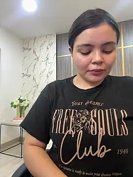 IsabellaAllen online show from 07/05/26, 08:48