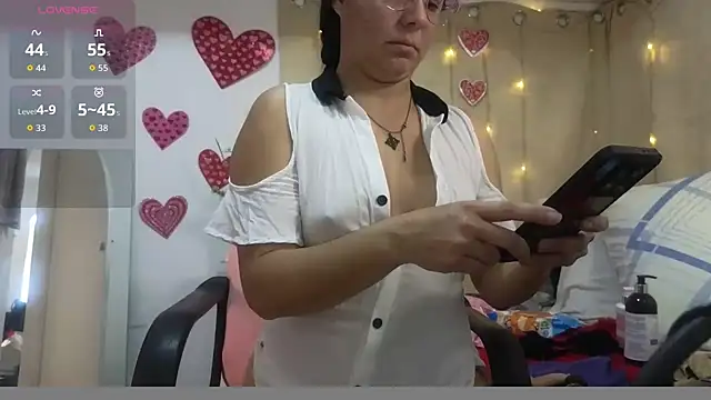 lovely trix online show from 03/03/26, 02:02