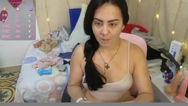 lovely trix online show from 03/31/26, 03:14