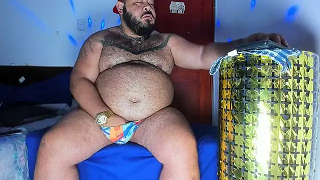 Latino bigcock online show from 03/01/26, 03:56