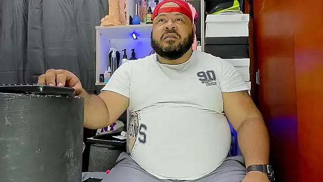 Latino bigcock online show from 03/15/25, 07:48