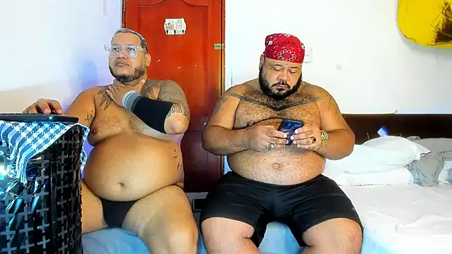 Latino bigcock online show from 11/29/25, 05:40