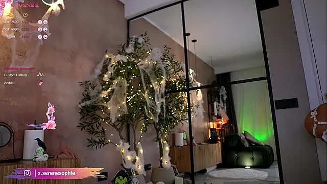 Serene Sophiex online show from 10/17/25, 09:27